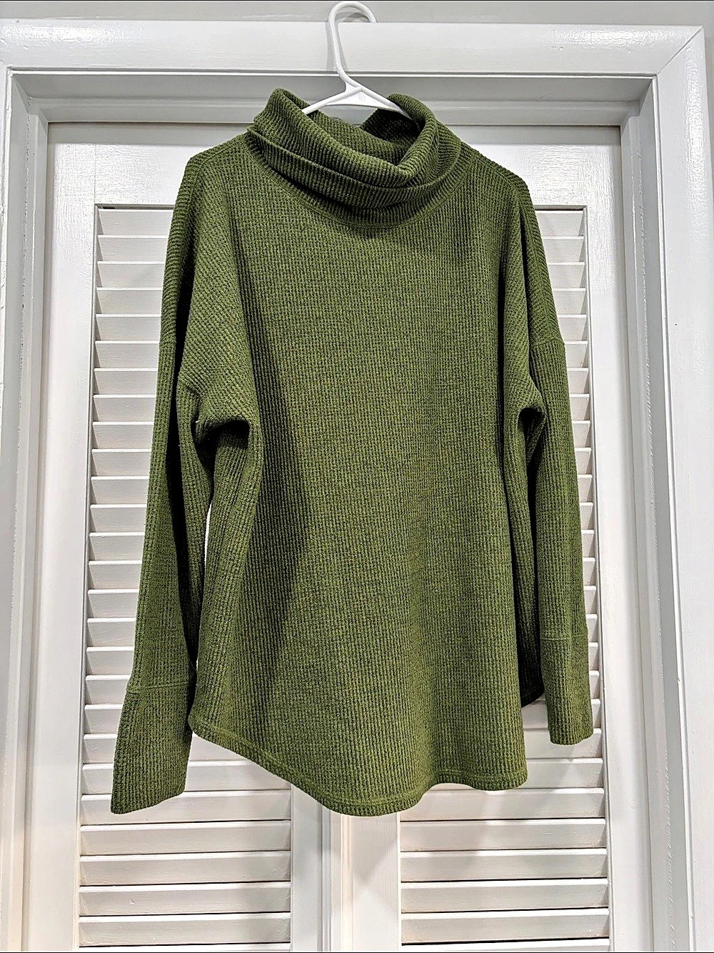 Time and Tru Cowl Neck Waffle Knit Tunic Green XL